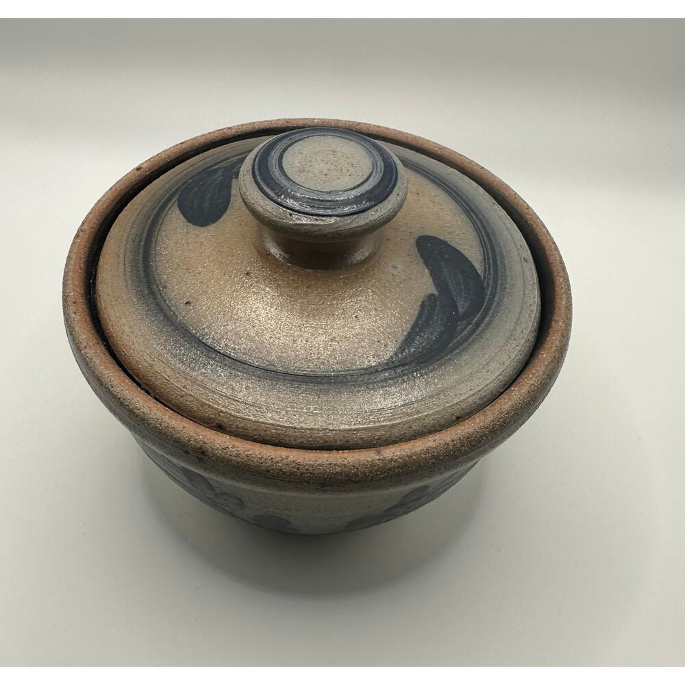 Vintage Rare Rowe Pottery Works Blue Floral Salt Glaze Med Size Crock w/ Lid - Picture 3 of 11